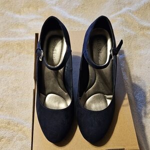 Blue suede mary jane pumps